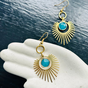 Gaze Earrings