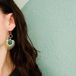 Gaze Earrings