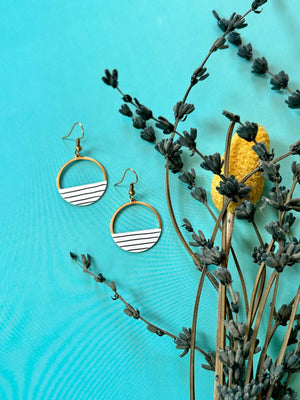 Crescent Hoop Earrings-Pinstripe