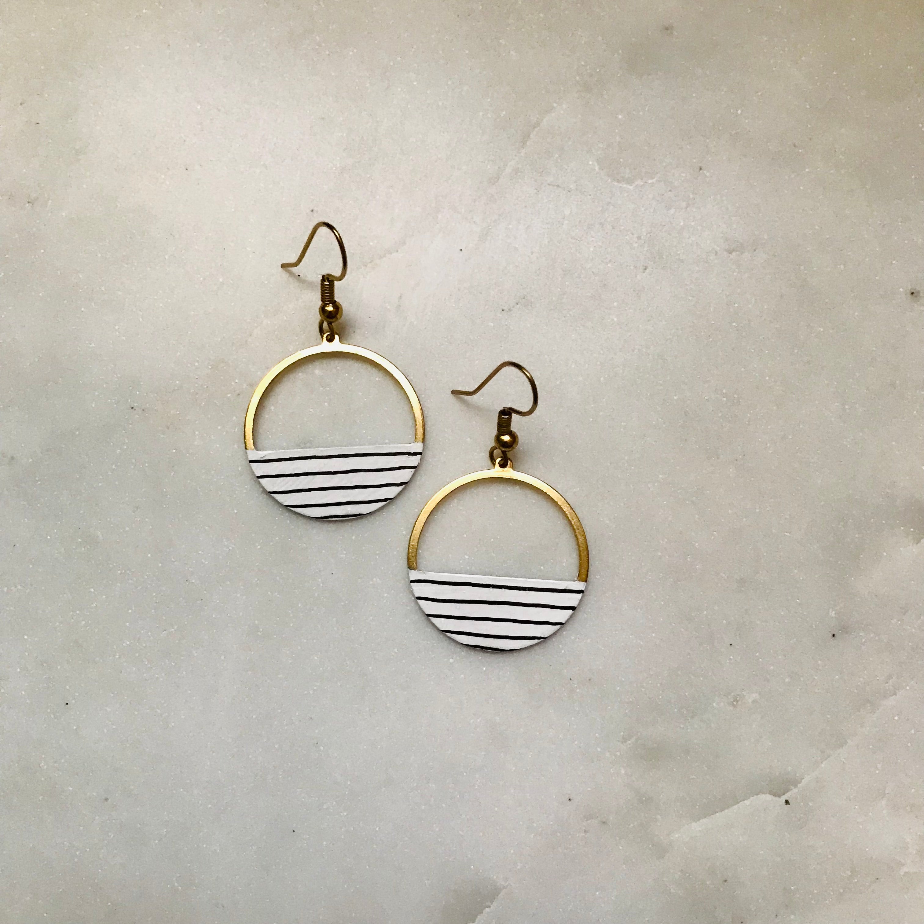 Crescent Hoop Earrings-Pinstripe